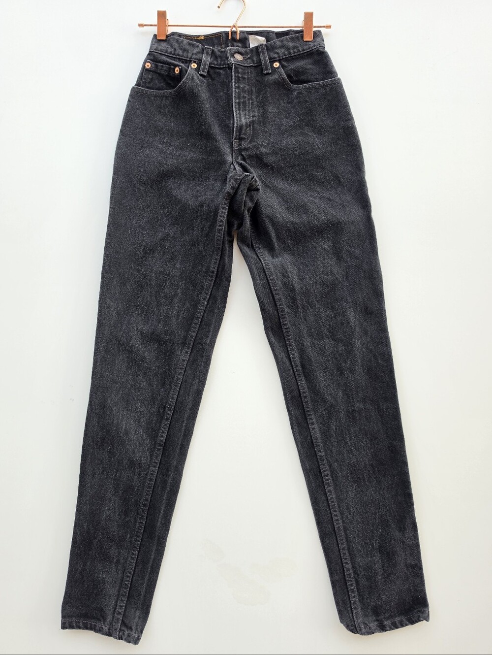 Vintage Levi's Black Denim 550 Relaxed Fit Tapered Leg Jeans